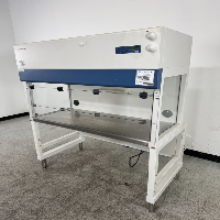Esco 4' PCR Cabinet image 1